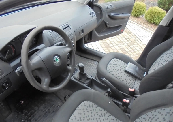 Skoda Fabia cena 5500 przebieg: 234000, rok produkcji 2006 z Mogilno małe 497